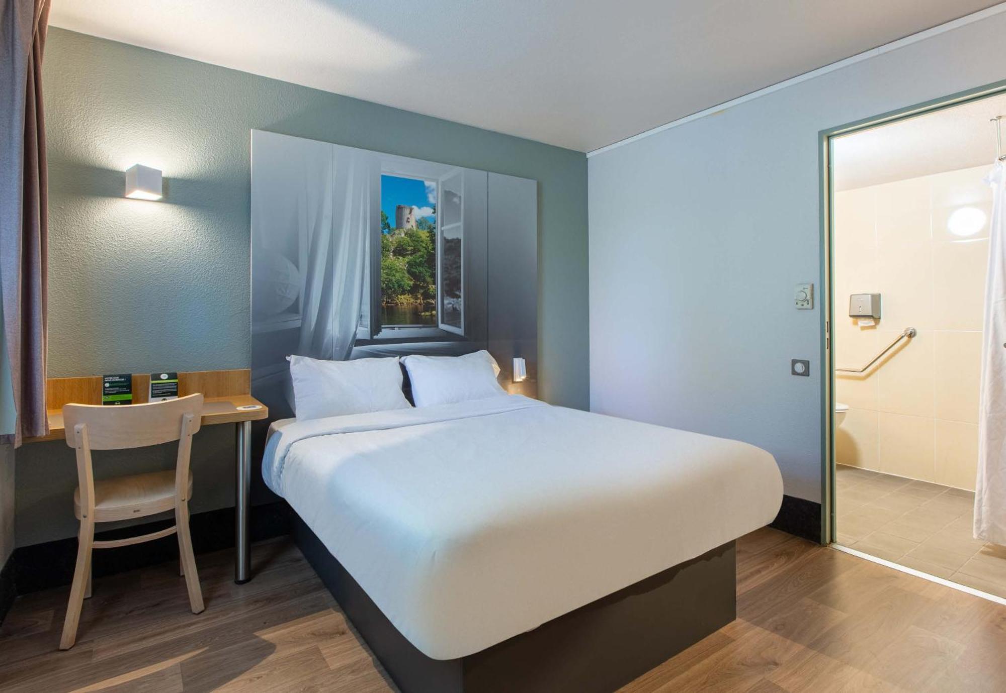 B&B Hotel Chateauroux Aeroport Déols Buitenkant foto