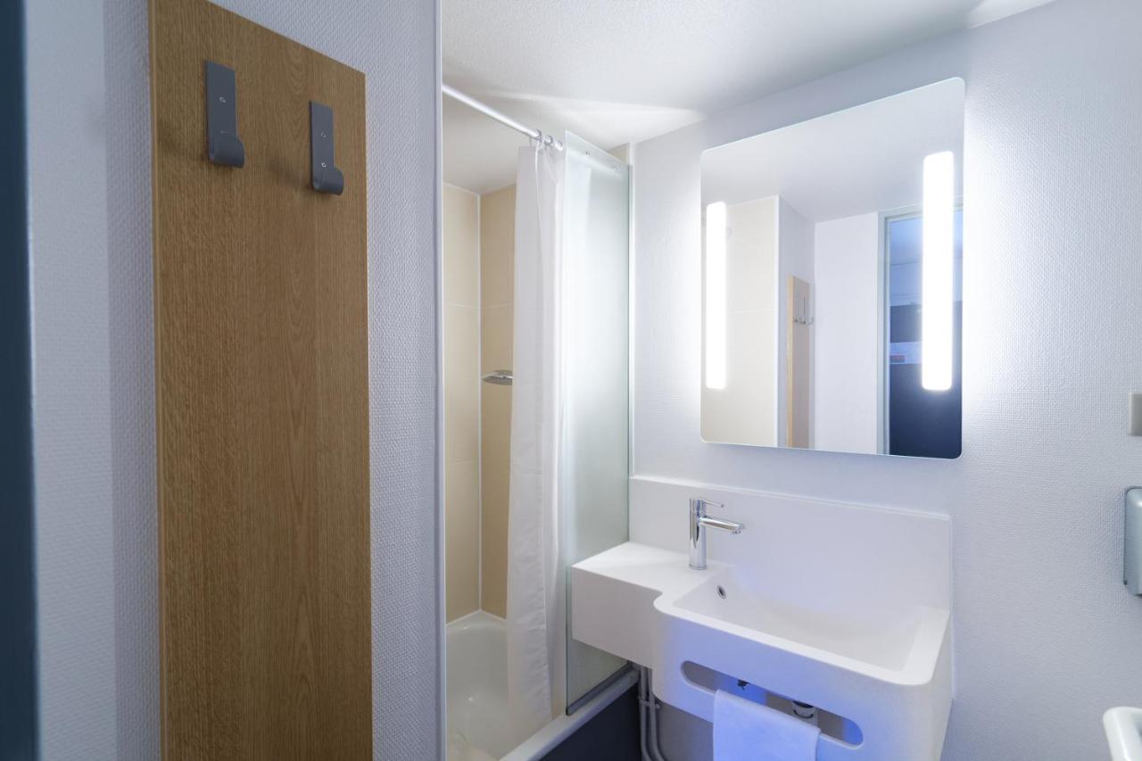 B&B Hotel Chateauroux Aeroport Déols Buitenkant foto